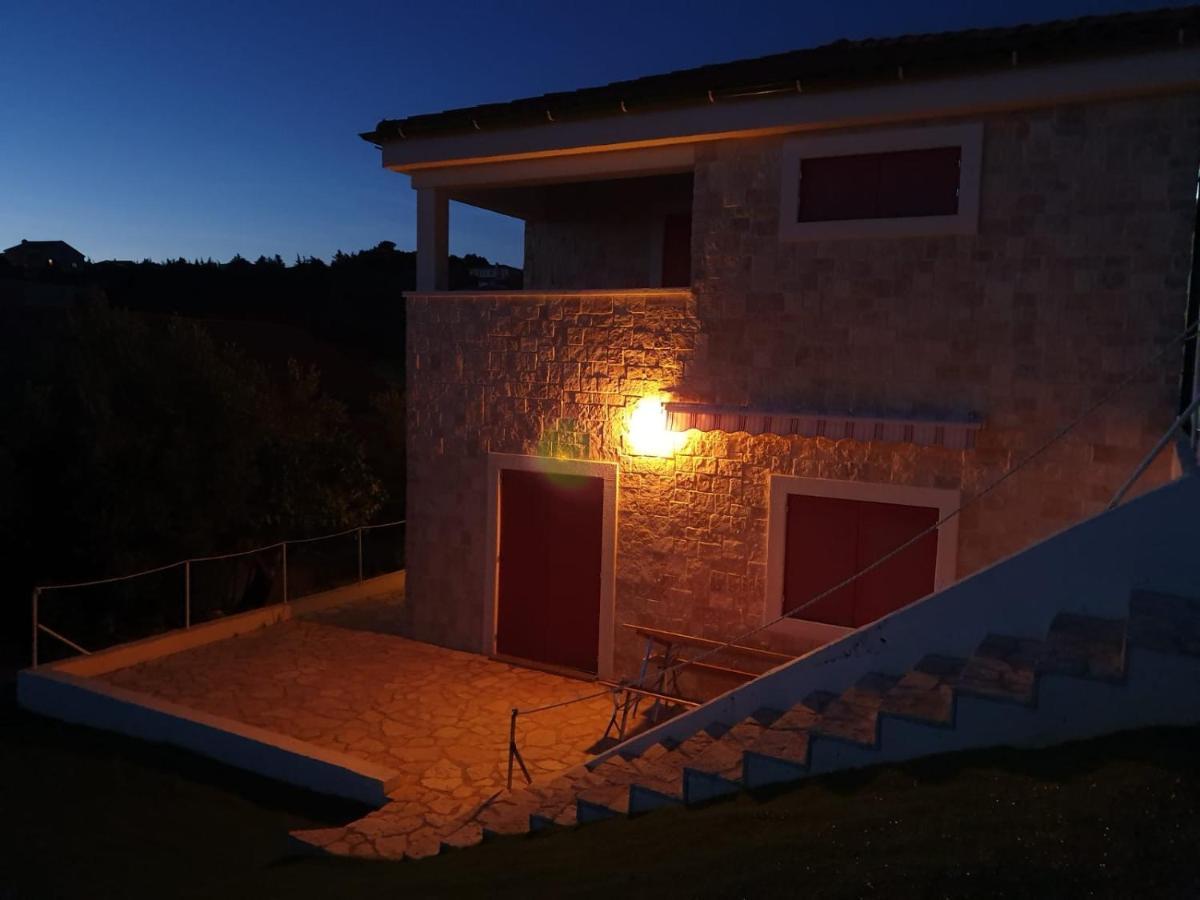 Villa Romantica Лун Екстериор снимка